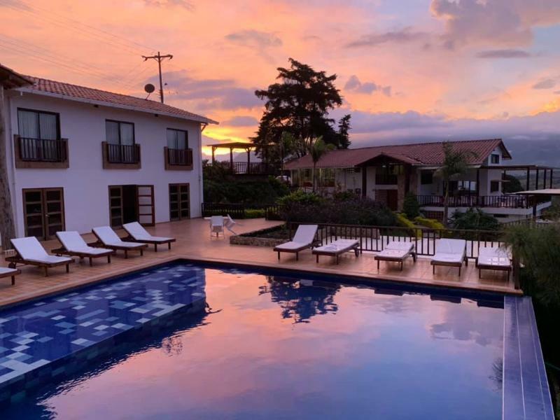 La Huerta Hotel Хигуалес Экстерьер фото
