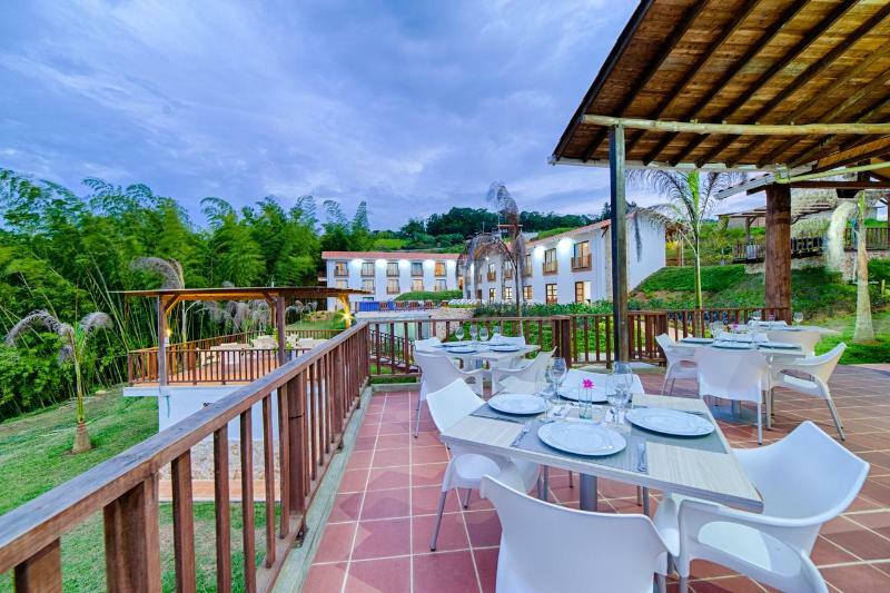 La Huerta Hotel Хигуалес Экстерьер фото